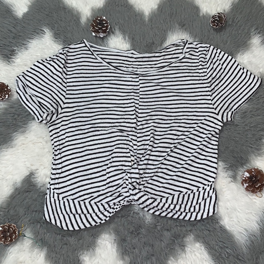 Cropped top